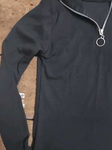 Black Zip-Up Long Sleeve Top