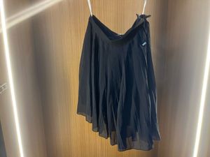 Park avenue - Black Flowy Skirt