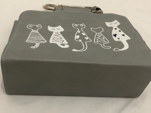 Grey Cat Sling