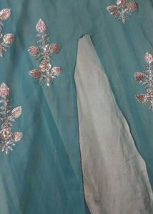 Elegant Green Embellished Kurta