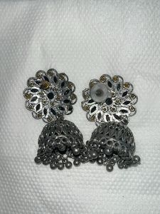 Oxidized Silver Jhumka &amp; Stud Earring Set