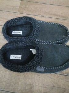 Expensive Comfy Dearfoams Slippers