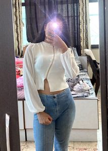 Chic White Zipper Blouse
