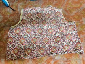 Set Of 2 Embroidered Sleeveless Jacket