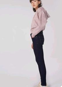 Sweatshirt With Long Sleeves And  Hood