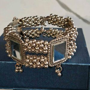 Mirror Detail Bangle