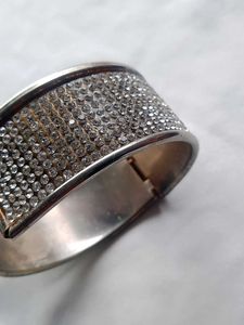 Sparkling Bangle Bracelet