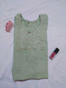 Green Kurti