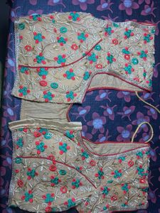 2 Blouses Good Front Open