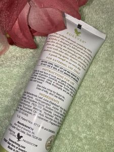 Forever Aloe Scrub With microspheres of JoJoba