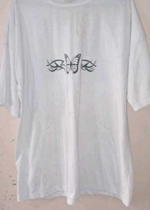 A Beutiful White Over Sized Tshirt