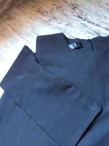 One Side Sleeve Top