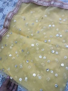 Yellow Color Ka Dupatta Very Cute 🥰🥰