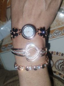 Stylish Women&#39;s Watch
