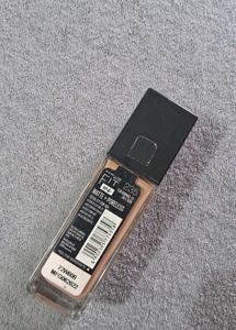 Maybelline Fit Me Foundation - 235 Pure Beige