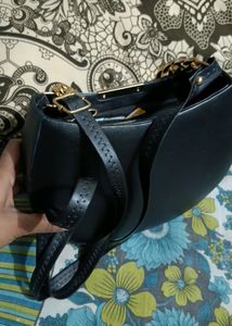 Beautiful Sling bag For Womens
