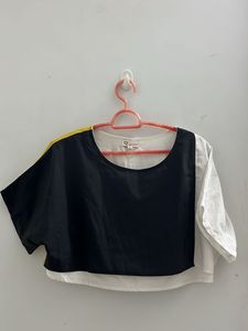 Color Block Crop Top