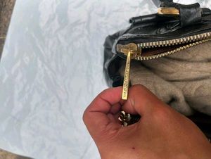 Marc Jacobs( Authentic)