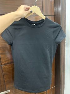 h&amp;m Move Sports tee