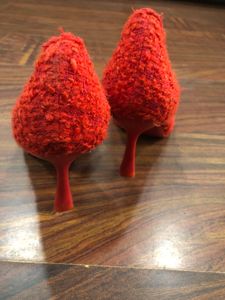 ZARA Red Heels UK5