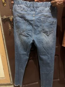 Distressed Denim Jeggings