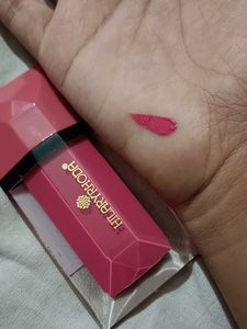 Hillary Rhoda Matte On Lipstick