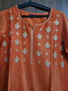 Partu Wear Kurti