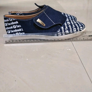 footwears item 7