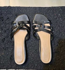 New Look Black Flat