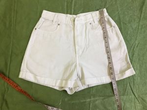 Highrise White Denim Shorts Waist 28