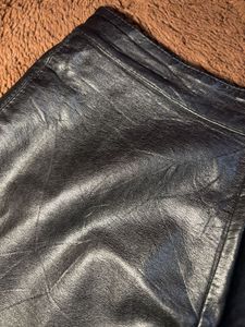 Chic Black Mini Skirt