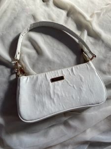 🌸 Sling Bag 🌸