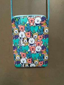 BT21 Cartoon Pouch