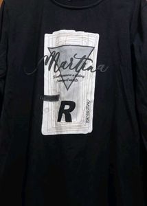Black Tshirt