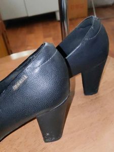 Black Heels 👠