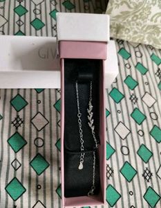 92.5 Sterling Silver Fern bracelet -Giva