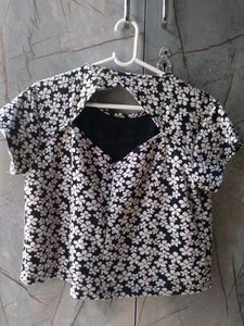 NUON back cut crop top