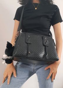 Y2K TRENDY SHOULDER AND HAND BAG