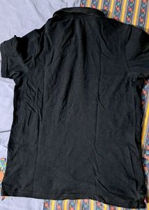 Branded T-shirt/shirt combo.
