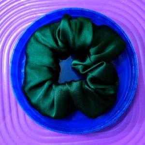 6 Colourful Scrunchies