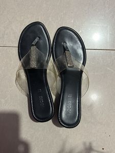 Mochi Black Wedges