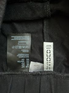 P16Black Leggings