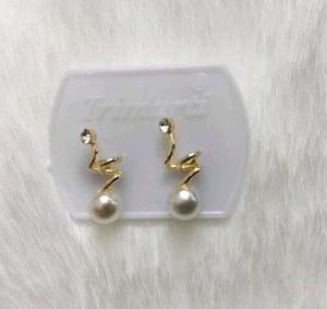 BEAUTIFUL ❤️ STUD EARRINGS