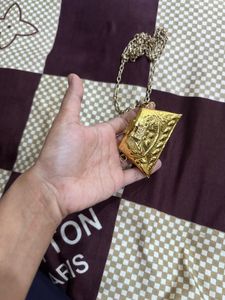 Gold Tone Necklace Bag