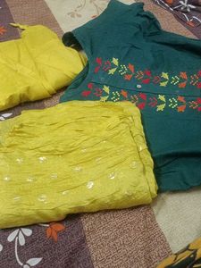 Embroidered Kurti Set With Dupatta