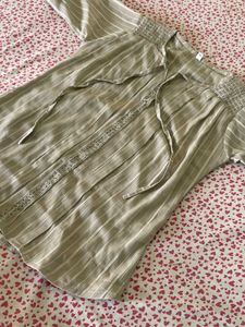 New Beautiful Striped Tie-Front Top