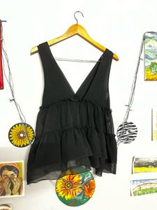 Black Korean Top🖤