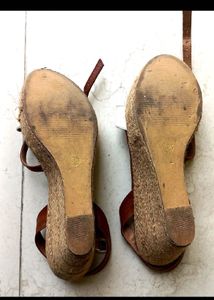 Price Drop😍Brown wedge heels❤️