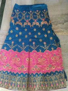 A New Unstitched Lehangaset