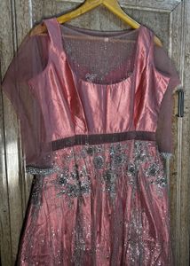 💅🎀OFFER🎀 Elegant Pink Ethnic Gown💗